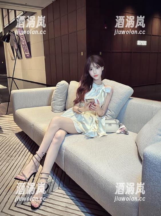 有点好奇，登录17c吃瓜后，能不能一键感受“人间百态”？