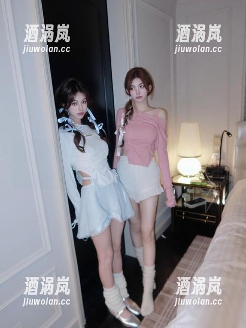 17c吃瓜 点击“17c吃瓜”线路,瓜田往事就在你的指尖舞动,保证不无聊