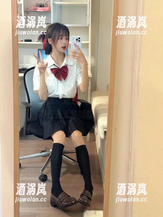 399su 我“观看”剧情反转,399su简直是无敌的吃瓜神器!