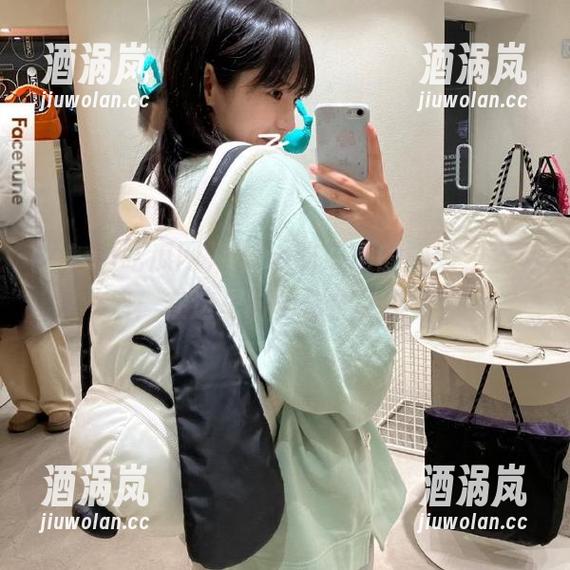 51cg吃瓜网 51cg吃瓜网的视频,观后感:在这里时间仿佛暂停了…