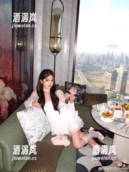 718sx.com 资源,你说的是www.718sx.com还是我工作隔壁那个爱吃炸鸡的同事?