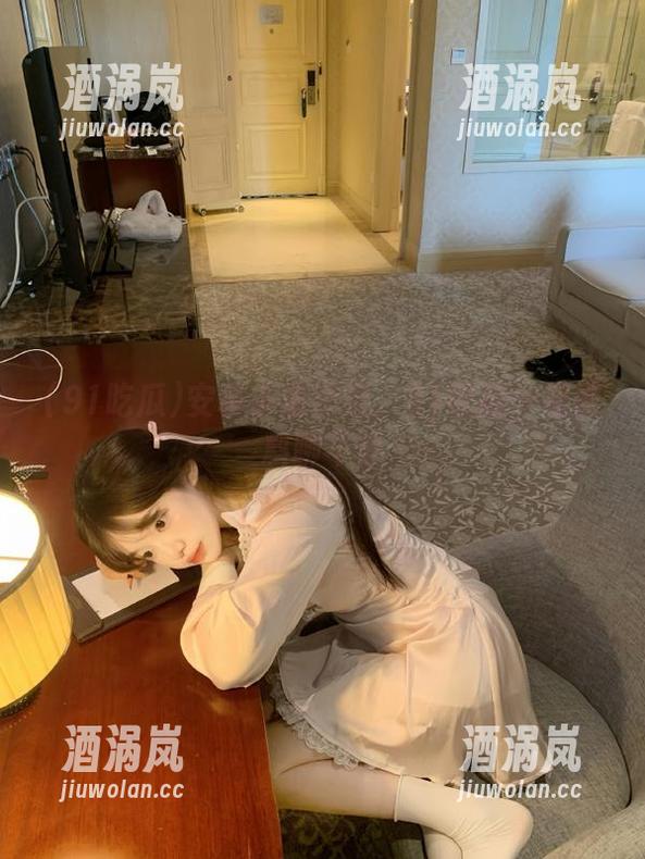 安卓小道消息：91吃瓜一把黑料聊不停