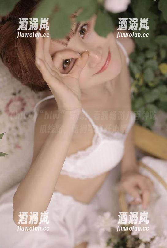 “hlw”专属！看我畅游八百种吃瓜线路，吃得可真开心哦