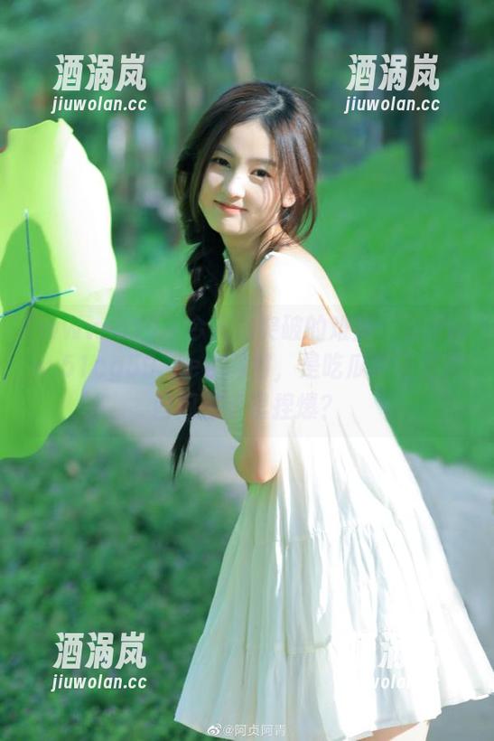 www.51 至今无法突破的难题:看www.51cg59.me视频时,是吃瓜呢还是把西瓜在手里捏爆?