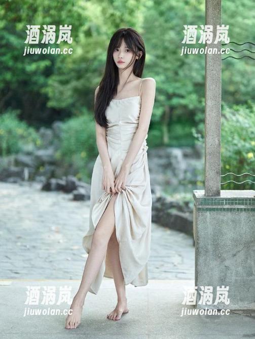 免费吃瓜 追星党必入—免费吃瓜app,不留痕迹,梨花带雨等你上线!