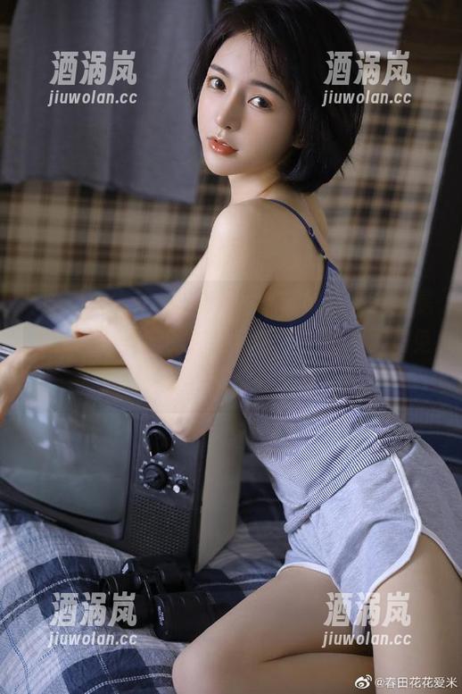吃瓜大本营苹果版，完全是为我的八卦细胞加油！不过，看多了难免觉得“诶，这都什么呀”！