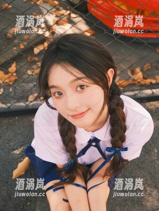 www.吃瓜瓜.com：下载后你的朋友圈将充满小道消息，私信我我就告诉你！