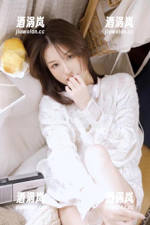 吃瓜直播 观看“吃瓜直播”,好像在茫茫人海中突然发现了一颗星星,闪!