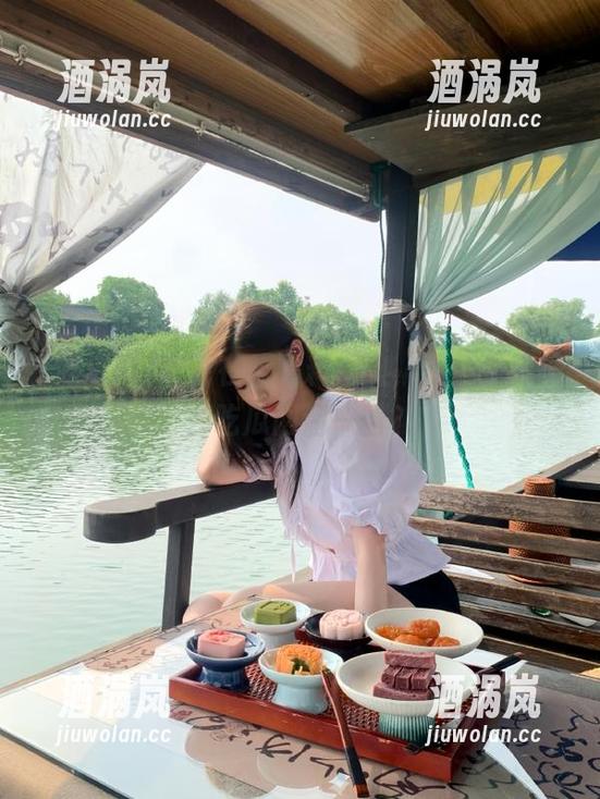 吃瓜网 听说在线黑料很火,是不是应该去吃瓜网溜一圈?