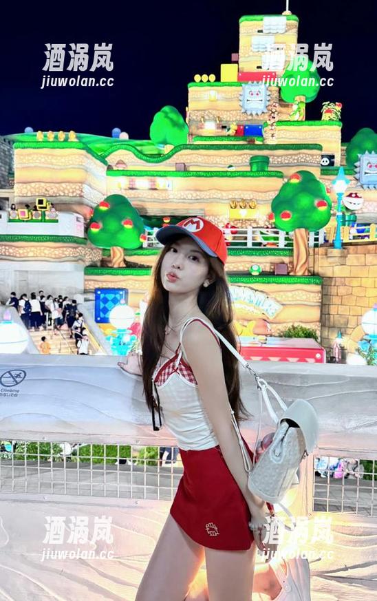 吃瓜群众网 吃瓜群众网cgfun新发布:看似平静,背后却是风暴的无形层层波澜。