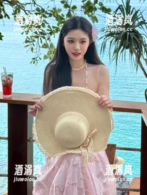 吾爱吃瓜：登录后，爆料密集到让我想弃疗的节奏。