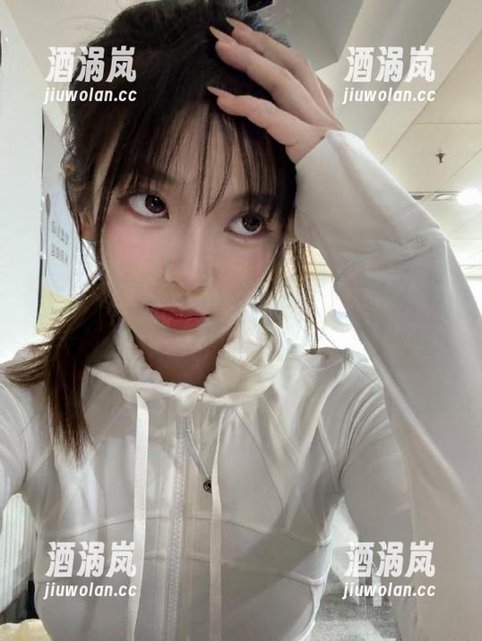 下载网曝吃瓜，成为头号吃瓜手，不发感慨只发图片，别人羡慕！