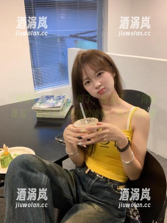 网曝吃瓜 爱了,恨了,再见了,“网曝吃瓜”给你永不迷路的读物,喝水别呛着。