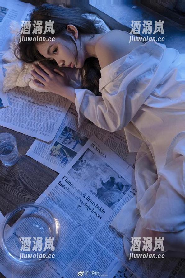 一不小心就半夜点进“黑料不打烊tttzzz长征”网址，直接被那些疯狂的更新刷屏了，求收回我的睡眠！