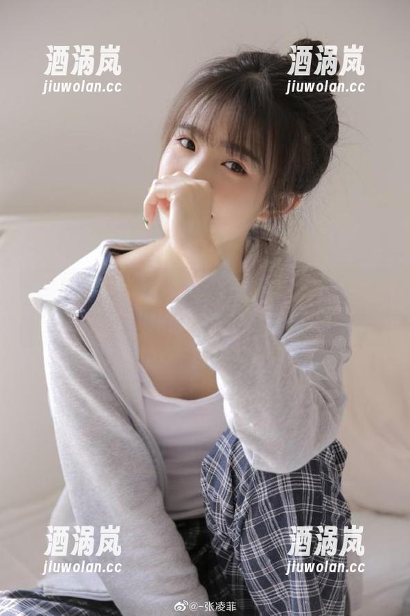 黑料不打烊 进入黑料不打烊,老司机的八卦快递上门了!
