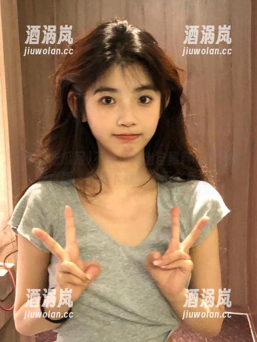 不少传闻出自黑料吃瓜网的安卓版，究竟下载了会不会后悔？
