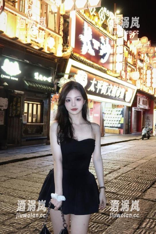 黑料吃瓜网页版 黑料吃瓜网页版:又要收藏又要吃瓜,多重享受就是这么简单。