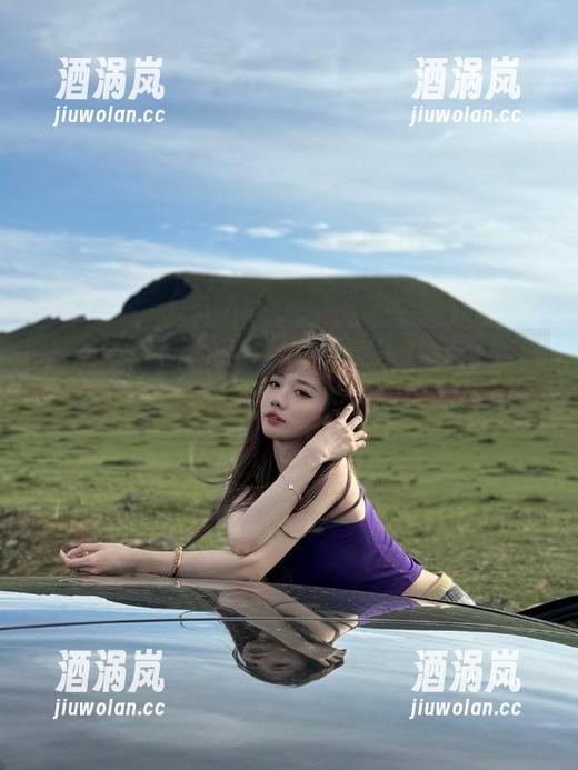 大家都说“黑料正能量hl”发布了，我只是默默看着弹幕里的反应。