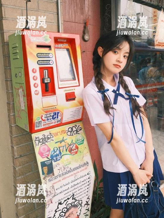 黑料网 黑料网资源免费得有多香?肯定能妥妥吸引一拨吃瓜群众啊!